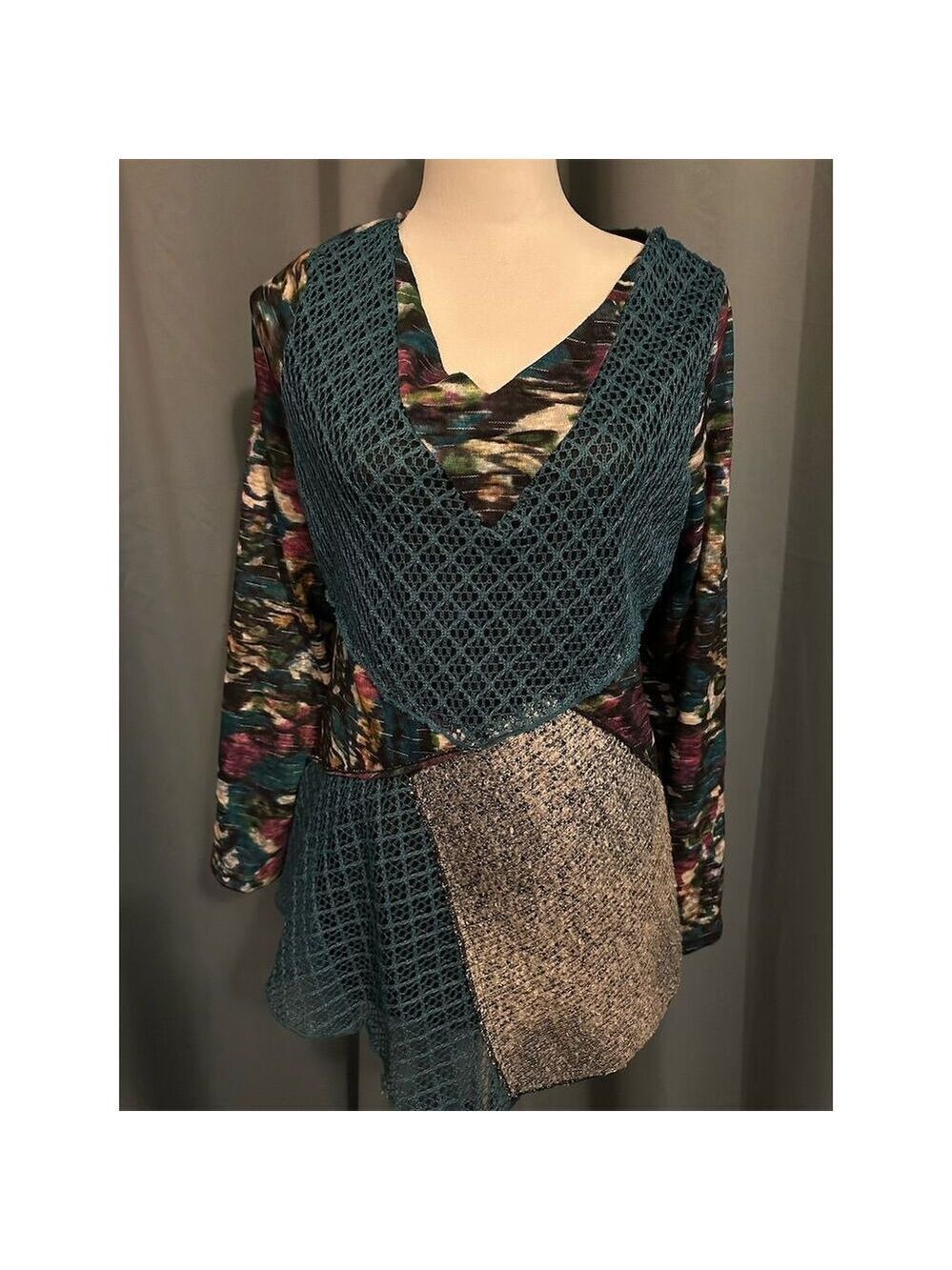 THIS & THAT Women's 2XL Multicolor Geometric Long Sleeve Blouse